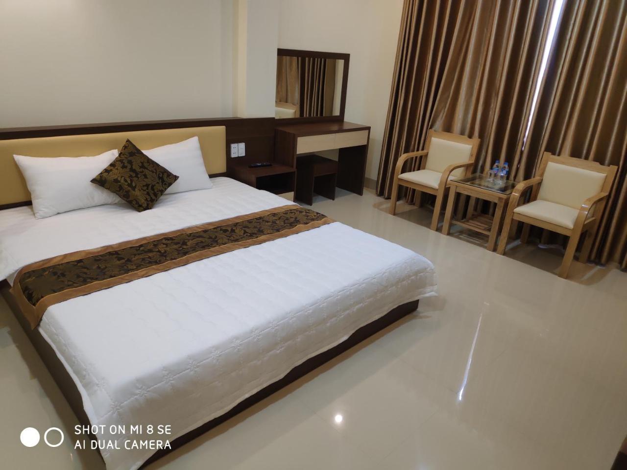 Ngoc Anh Hotel Ha Long Exterior foto